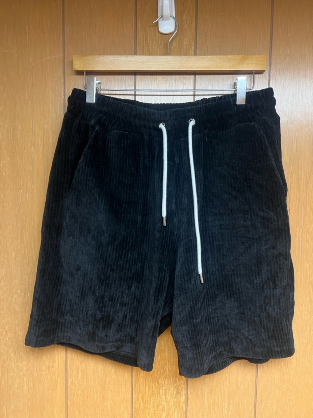 YoungLA Black Corduroy Chino Lounge Shorts Large 7” Drawstring